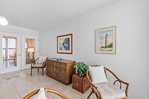 Smyrna Beach Club 607a