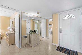 Smyrna Beach Club 818b