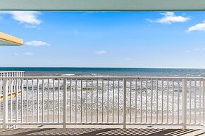 Smyrna Beach Club 818b