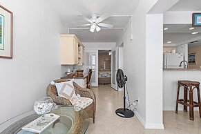 Smyrna Beach Club 818b