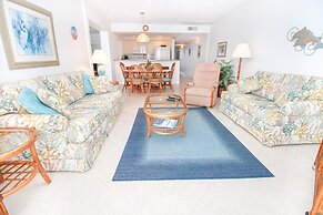 Smyrna Beach Club 818b