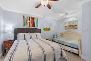 Sea Coast Gardens II 106