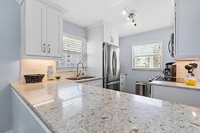 Sea Coast Gardens II 106