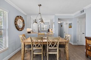 Sea Coast Gardens II 106