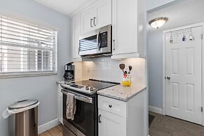 Sea Coast Gardens II 106