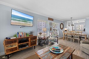 Sea Coast Gardens II 106