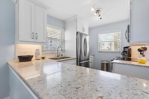 Sea Coast Gardens II 106