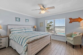 Sea Coast Gardens II 106