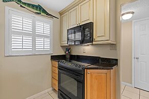 Sea Coast Gardens II 107