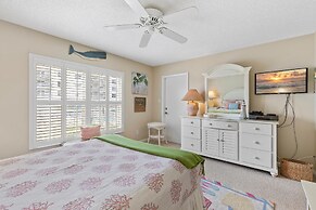 Sea Coast Gardens II 107