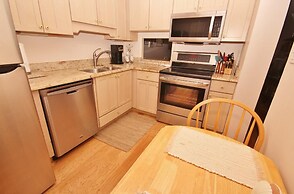 Sea Coast Gardens II 108