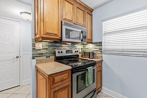 Sea Coast Gardens II 110