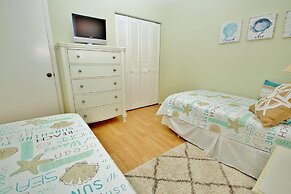 Sea Coast Gardens II 114