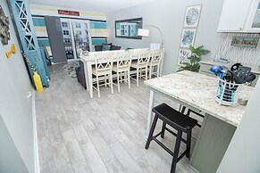 Sea Coast Gardens II 209