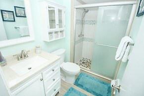 Sea Coast Gardens II 209