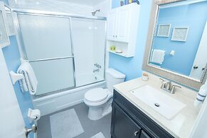 Sea Coast Gardens II 209