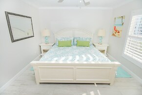 Sea Coast Gardens II 211