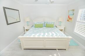 Sea Coast Gardens II 211