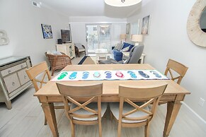 Sea Coast Gardens II 211