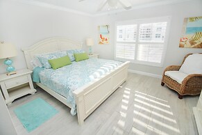 Sea Coast Gardens II 211