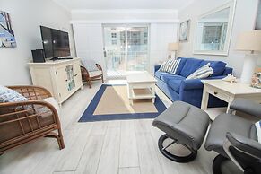 Sea Coast Gardens II 211