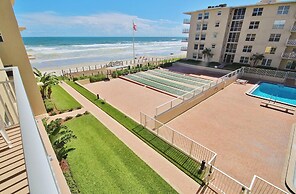 Sea Coast Gardens II 307