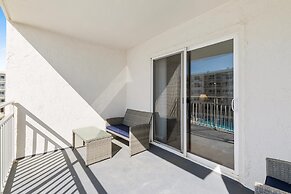 Sea Coast Gardens II 307