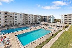 Sea Coast Gardens II 307