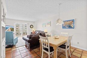 Sea Coast Gardens II 307