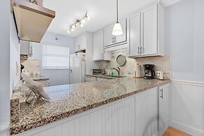 Sea Coast Gardens II 310