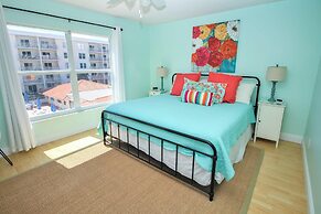 Sea Coast Gardens II 310