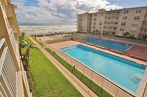 Sea Coast Gardens II 310