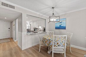 Sea Coast Gardens II 314