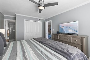 Sea Coast Gardens II 314