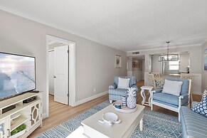 Sea Coast Gardens II 314