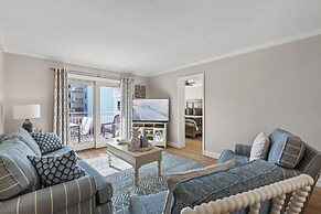 Sea Coast Gardens II 314