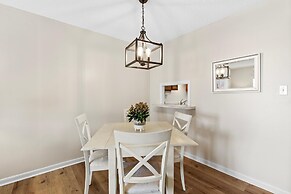 Sea Coast Gardens II 316