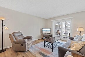 Sea Coast Gardens II 316