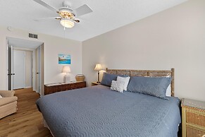 Sea Coast Gardens II 316