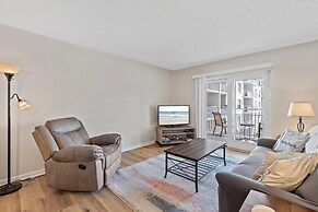 Sea Coast Gardens II 316