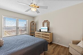 Sea Coast Gardens II 316