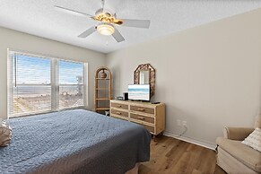 Sea Coast Gardens II 316