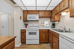 Sea Coast Gardens II 316