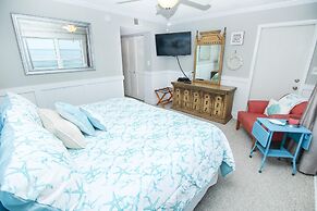 Sea Coast Gardens II 405