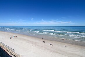 Sea Coast Gardens II 405