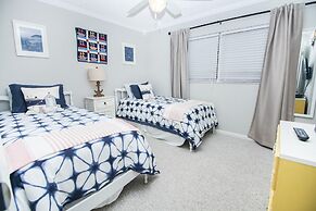 Sea Coast Gardens II 405