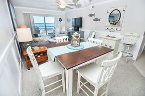 Sea Coast Gardens II 405