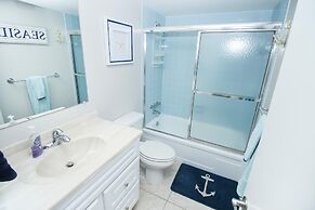 Sea Coast Gardens II 405