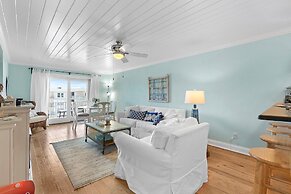 Sea Coast Gardens II 513