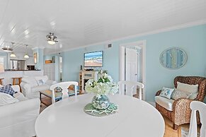 Sea Coast Gardens II 513